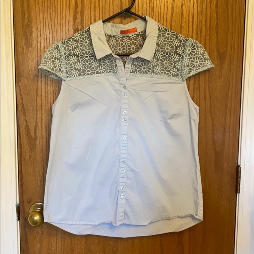 Light blue, daisy cutout ModCloth top